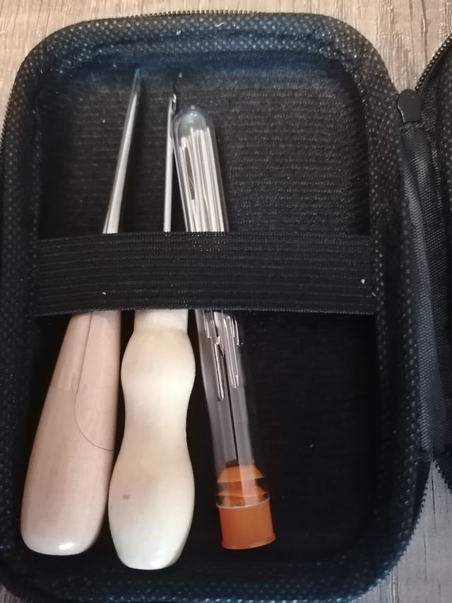 Kit de Costura Cuero y Tapicería