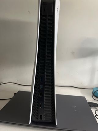 PlayStation 5 Estandar 825 GB Sin mando.