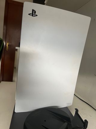 PlayStation 5 Estandar 825 GB Sin mando.
