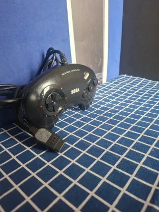 MEGADRIVE ORIGINAL MANDO DETALLES ROJO