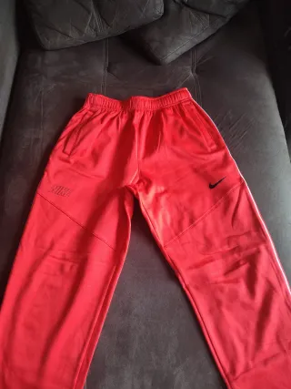 Pantalón Nike Rojo