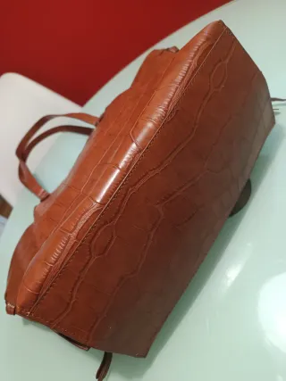 Bolso Zara efecto piel cocodrilo