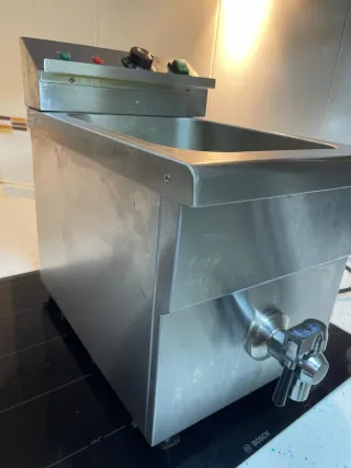 Freidora industrial Lacor