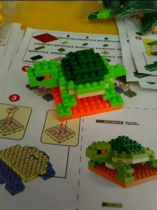 Muñecos para montar 1€ unidad