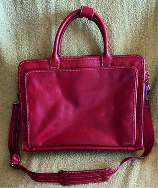 Maletín piel rojo portátil