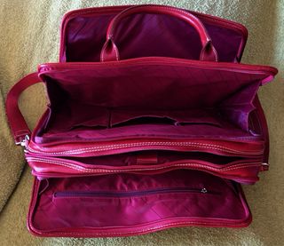 Maletín piel rojo portátil