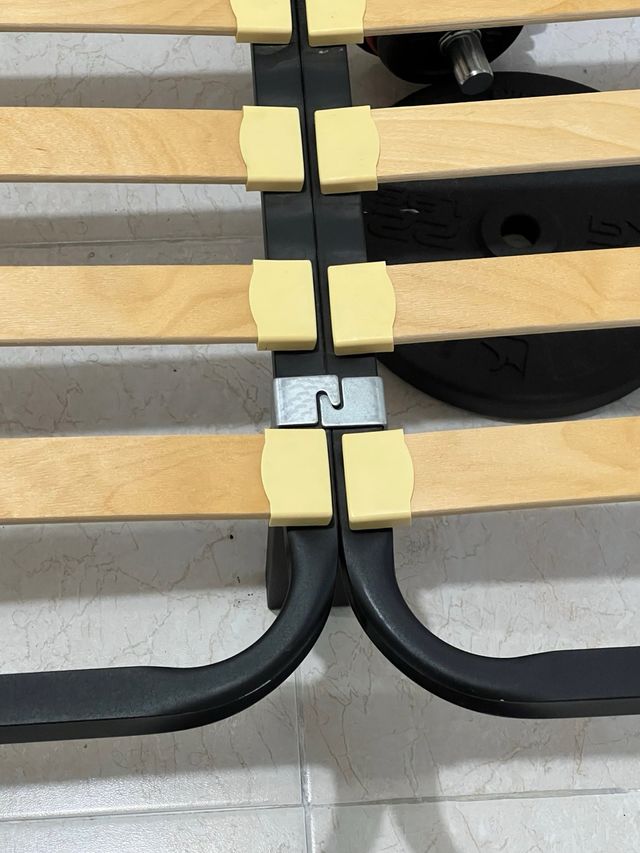 Base de cama 200x160x30 – Muy buen estado – 40 €