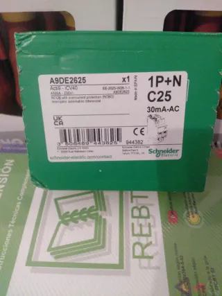 Interruptor Automático Schneider A9DE2625