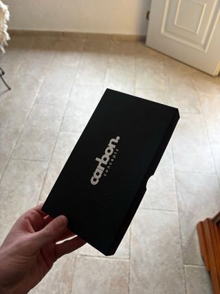 Funda Carbon Concept Forjado Roja IPhone 16