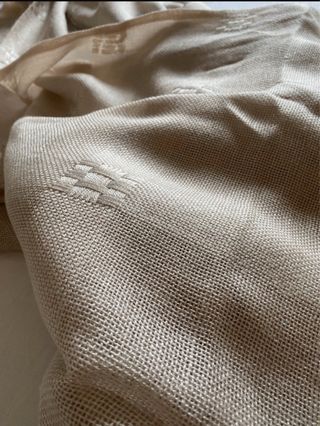 tenda  tessuto corposo color nocciola