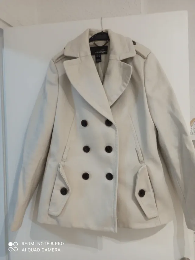 Chaqueta beige talla M