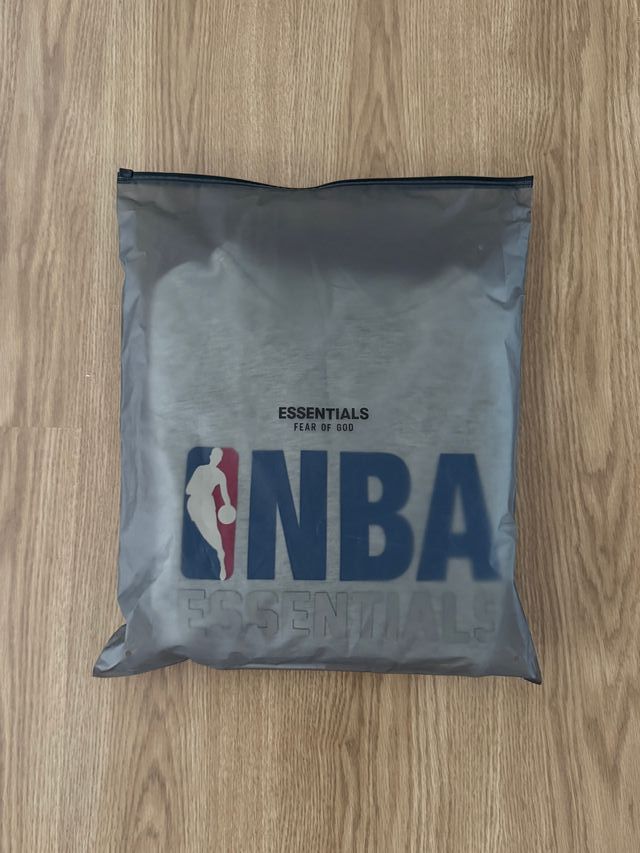 Sudadera NBA Essentials Gris