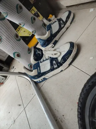 Sneakers Louis Vuitton Bianche e Blu