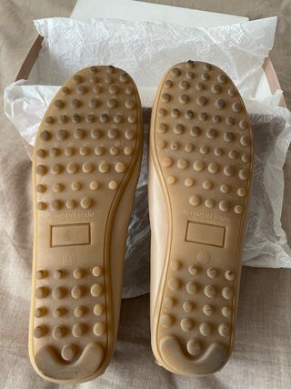 Mocasín piel. Arena. TNY. T35