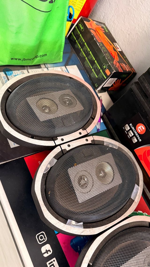 Altavoces JBL T 595 Limited