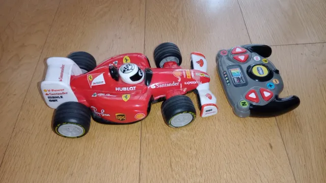 Coche teledirigido Ferrari con mando