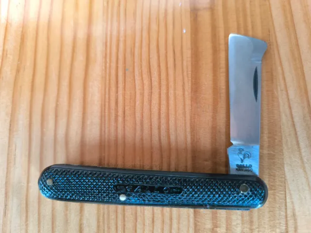 Strumento d'innesto Gallo Maniago Italia. Coltello