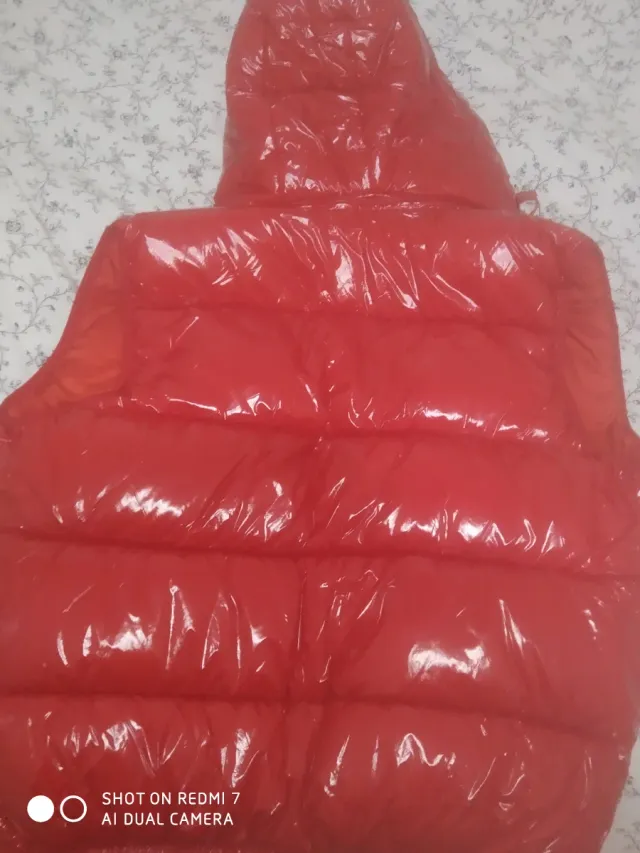 Chaleco Moncler Rojo Brillante