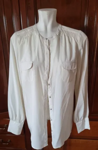 Camisa beige talla 44