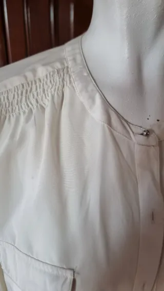 Camisa beige talla 44