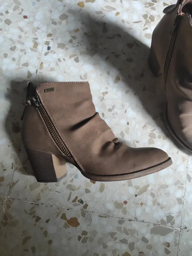 Botas Mustang de ante marrón Talla 36