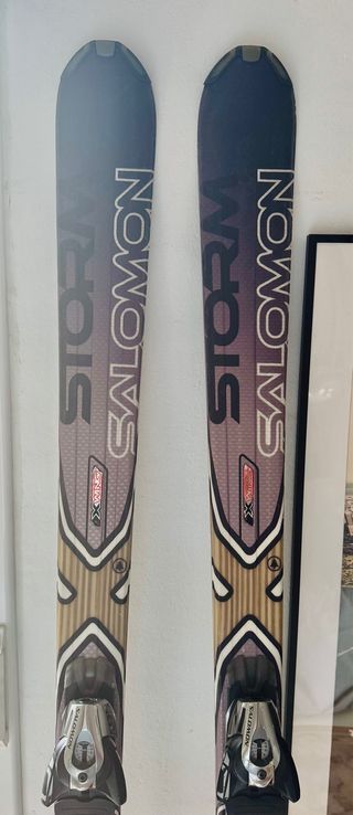 Esquís SALOMON Storm + Botas Lange y Palos SCOTT