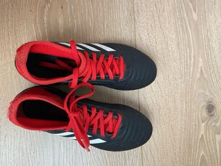 Botas de fútbol Adidas niño T. 33