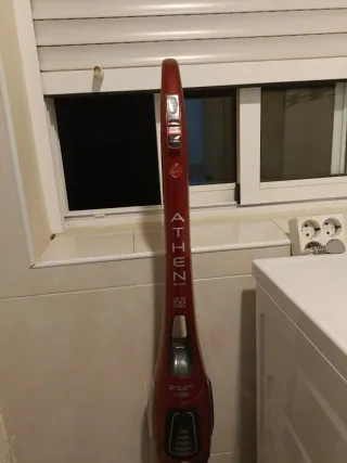 Aspirador de mano Hoover ATHE