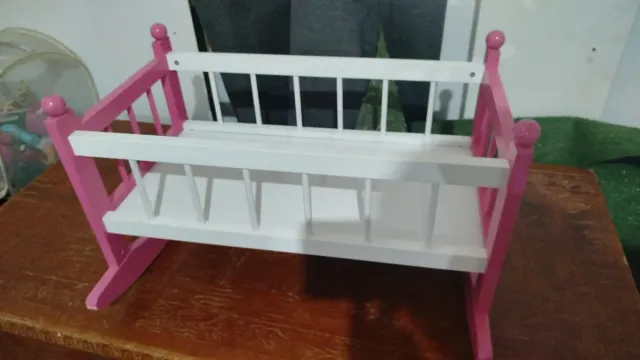 2 Cuna de muñecas rosa y blanca