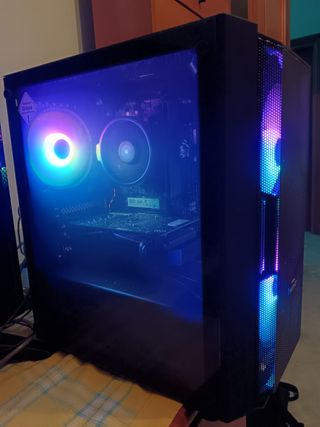 Pc da Gaming Ryzen 7 2700X con 32 gb di ram