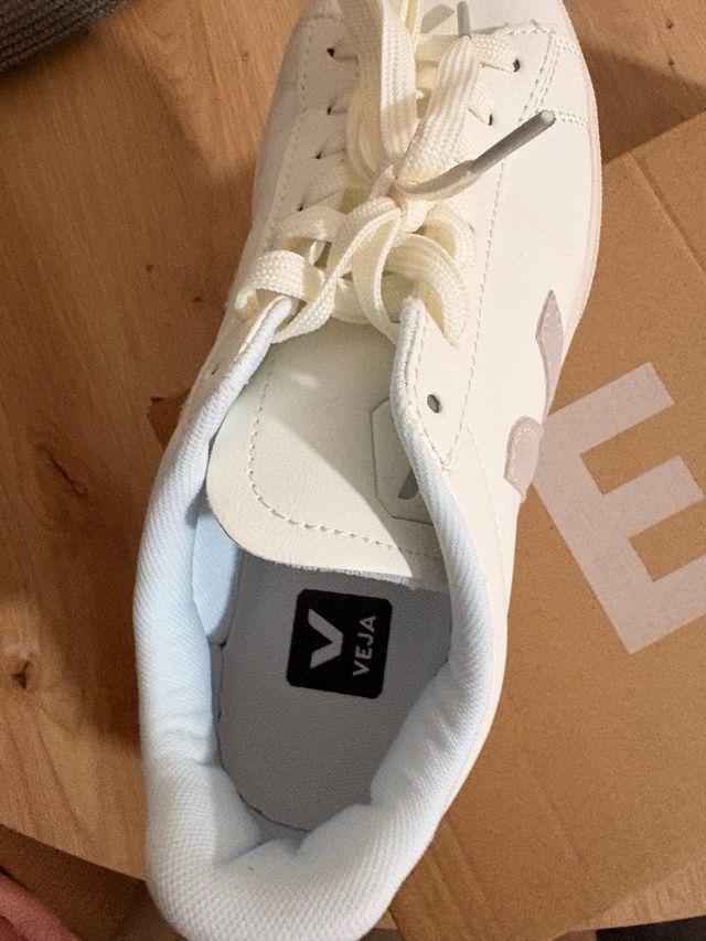 Zapatillas Veja Campo Talla 40 Nuevas