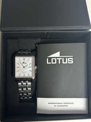 Reloj Lotus Cuarzo Caja Rectangular