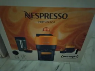 Macchina Caffè Nespresso Vertuo Pop