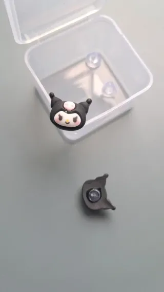 Pendientes Kuromi Negro y Rosa