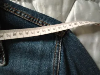 Cazadora vaquera de Pull&Bear.