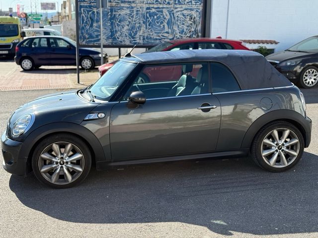 MINI Cabrio 2011
