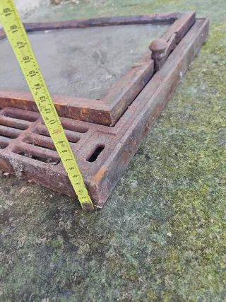 Puerta chimenea fundición con cristal