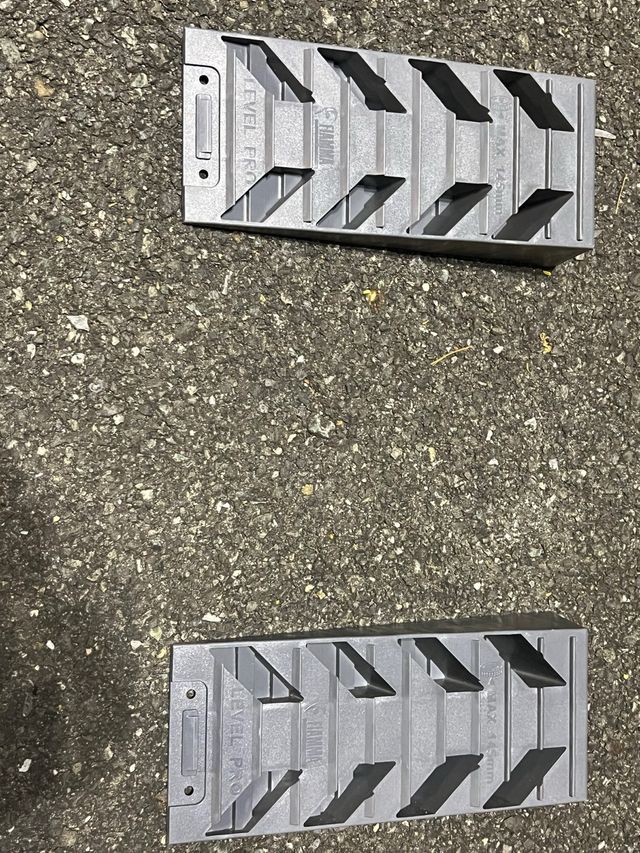 Calzos niveladores para camper/coche