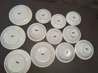 Set piatti Bialetti rosa e bianchi