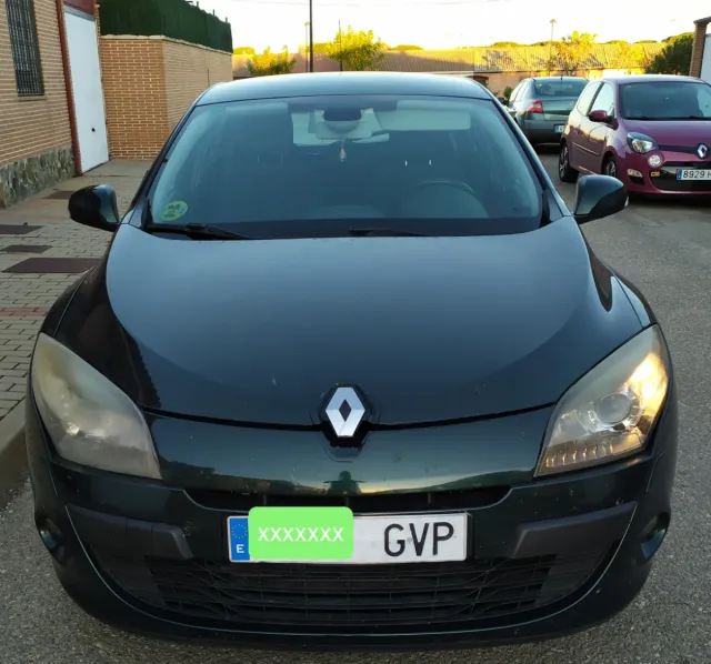 Paragolpes Delantero Renault Megane 3