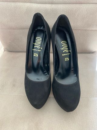 Zapatos de tacón Ouye negros