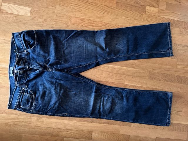 Vaqueros DKNY Hombre Talla 33R Village Fit