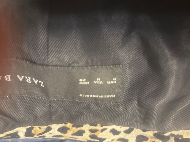 Chaqueta Zara Animal Print Talla M