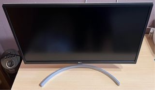 Monitor LG 27 UHD 4K HDR 10 ( 27UL550P- W ) CHOLLO