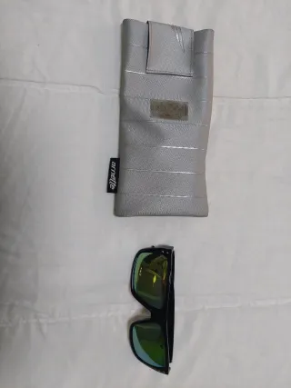 Gafas de sol polarizadas negras