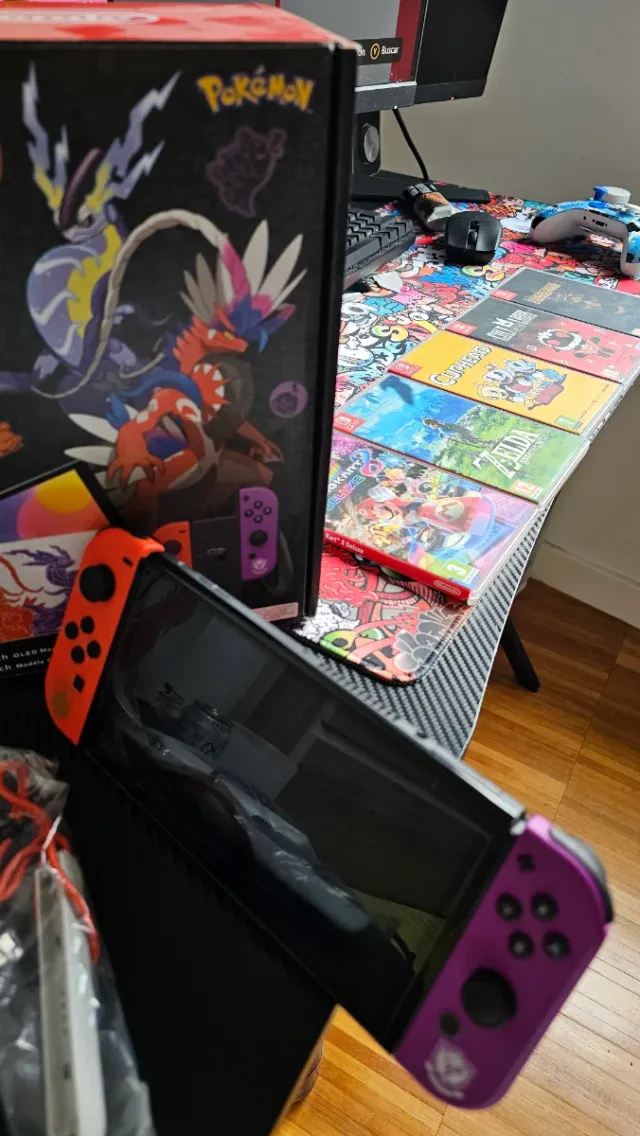 Nintendo Switch OLED Edición Pokémon Escarlata
