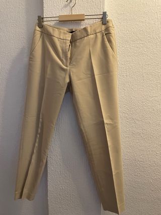 Pantalón de vestir beige talla M