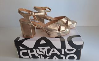 Sandalias Chika10 doradas - Talla 36,37,40 y 41