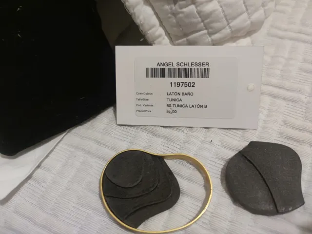 Broche Ángel Schlesser Latón Baño Negro Dorado