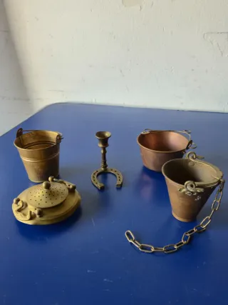 Set piccoli oggetti ottone e rame